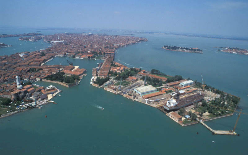 파일:Venetian Arsenale.jpg