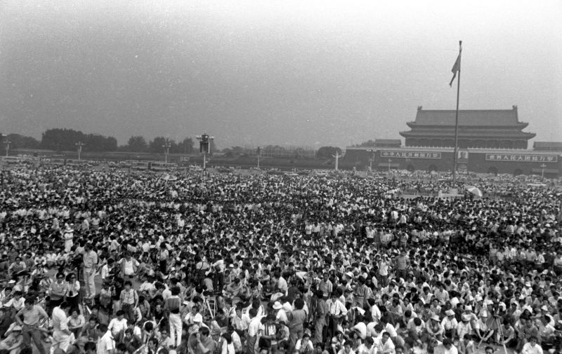 파일:Once upon a time in Tiananmen.jpg